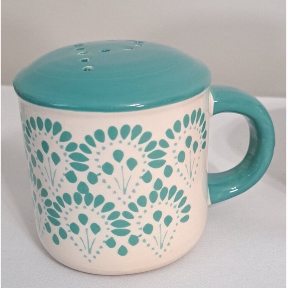 Pioneer Woman "Vintage Floral" Mug Shaped Porcelain  Pepper Shaker